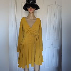 B darling Dress yellow size 0